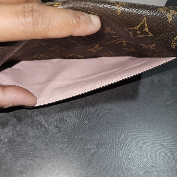 Louis Vuitton Sara wallet Rose Ballerine - Picture 10 of 16